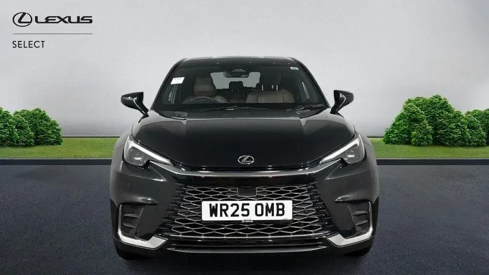 Used Lexus LBX 136 HP (100 kW) 2025 Black SUV