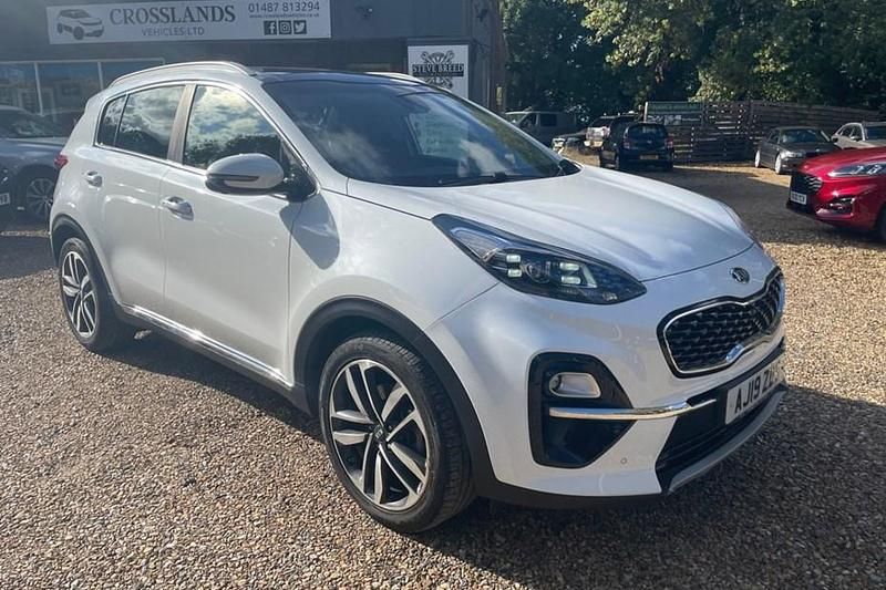 White Used 2019 Kia Sportage 4 SUV | £12,999 (Fair price) - Image 1/1