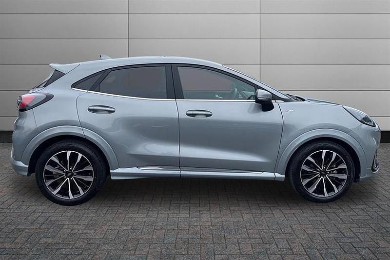 Usado Ford Puma ST-Line 155 HP (114 kW) 2023 Prateado SUV