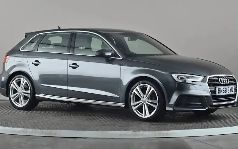 Usado Audi A3 Sportback S-Line 150 HP (110 kW) 2019 Citadino