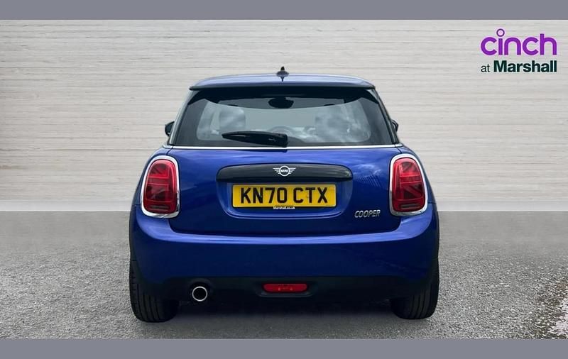 Usado Mini Cooper Classic 134 CV (98 kW) 2020 Azul Utilitario
