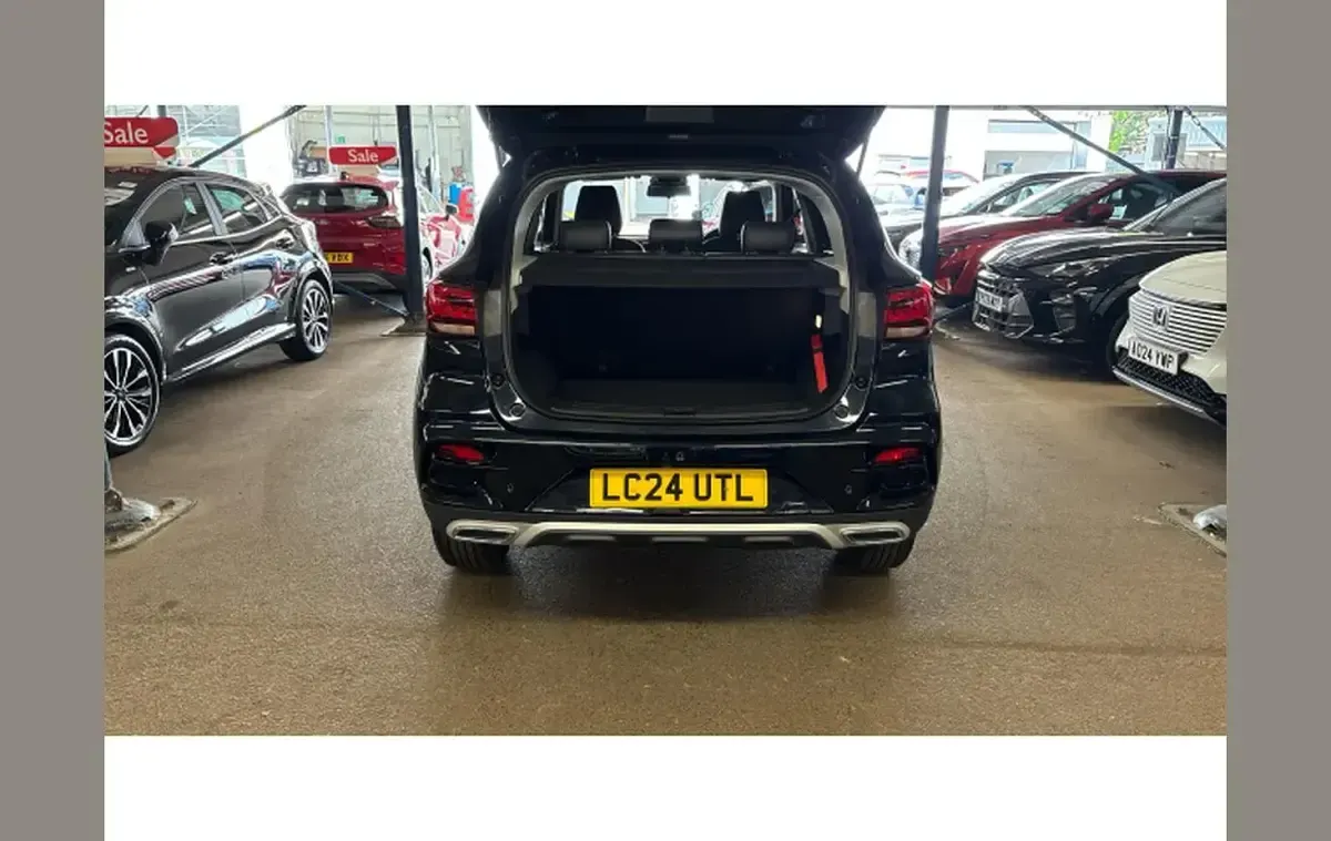 Used MG ZS Exclusive 105 HP (77 kW) 2024 Black SUV