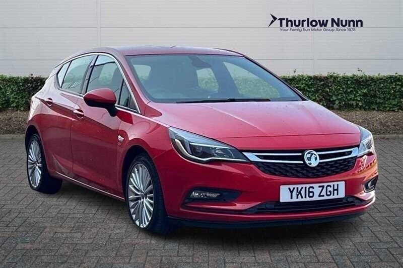 Lava red Used 2016 Vauxhall Astra Elite Hatchback | £7,630 (Fair price) - Image 1/1