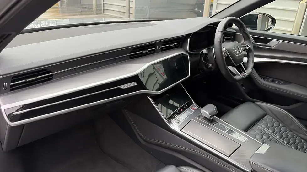 Used Audi RS6 Design 600 HP (441 kW) 2020 Grey Estate