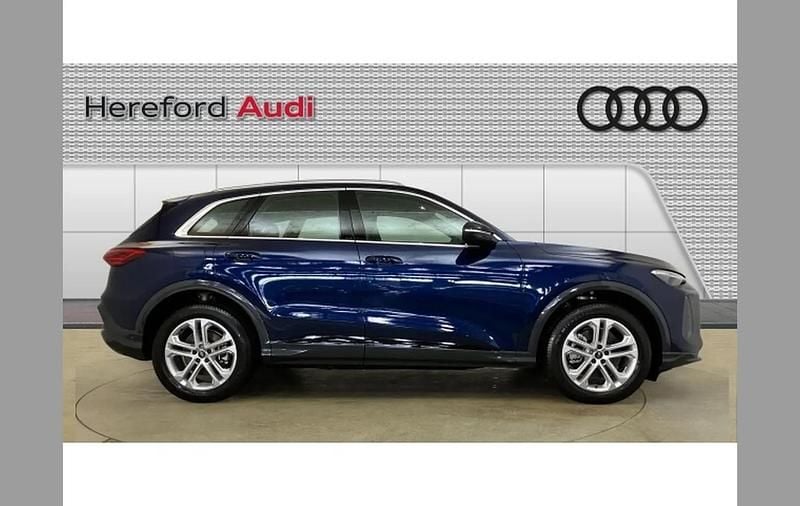 New Audi Q5 Sport 200 HP (147 kW) 2025 Other SUV