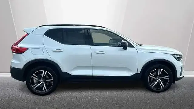 Used Volvo XC40 Plus 194 HP (142 kW) 2024 SUV
