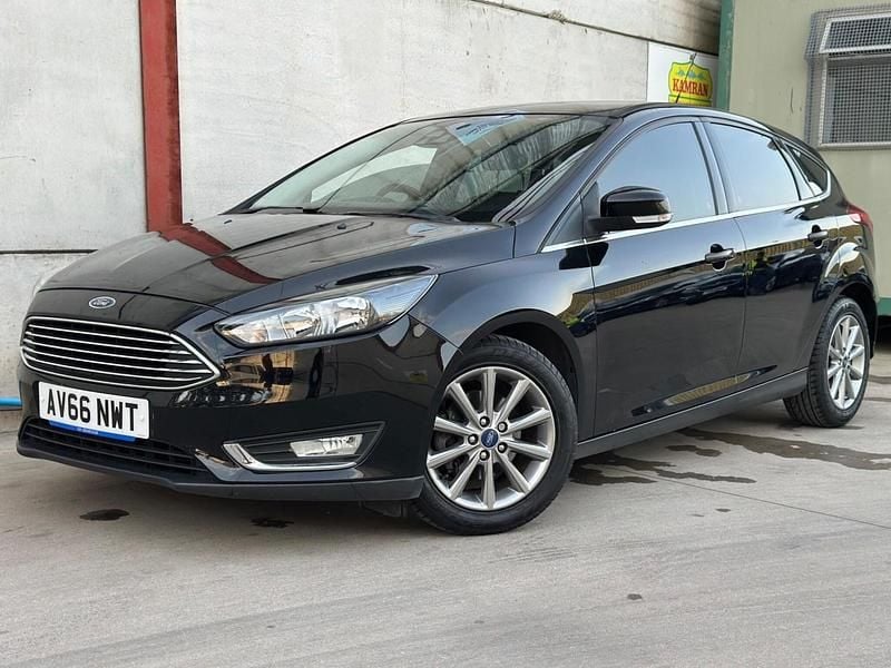 Used Ford Focus Titanium 2016 Black Hatchback