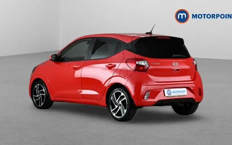 Used Hyundai i10 Premium 84 HP (61 kW) 2023 Hatchback