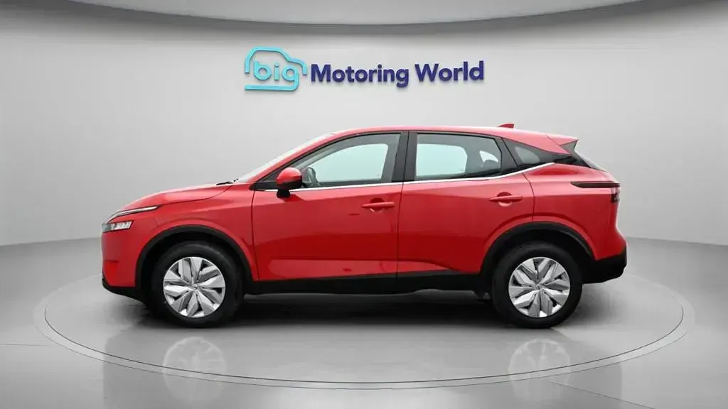 Used Nissan Qashqai S 140 HP (102 kW) 2022 Red SUV