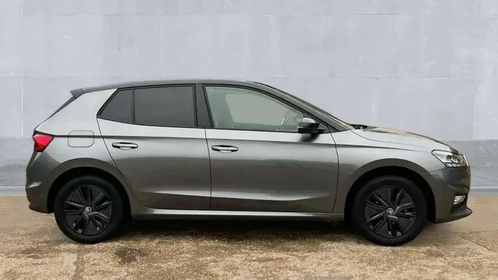 Gebraucht Skoda Fabia Design Edition 80 PS (58 kW) 2025 Grau Kleinwagen