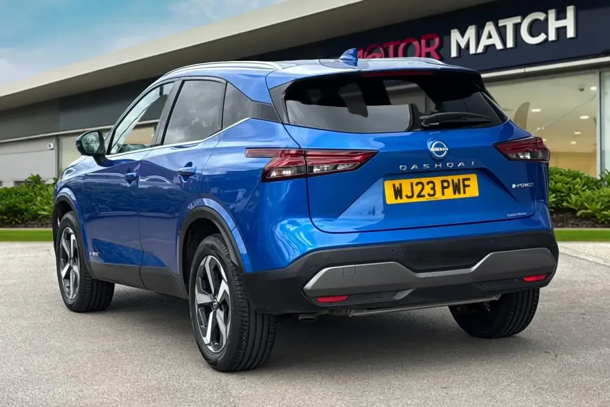Used Nissan Qashqai N-Connecta 190 HP (139 kW) 2023 Blue SUV