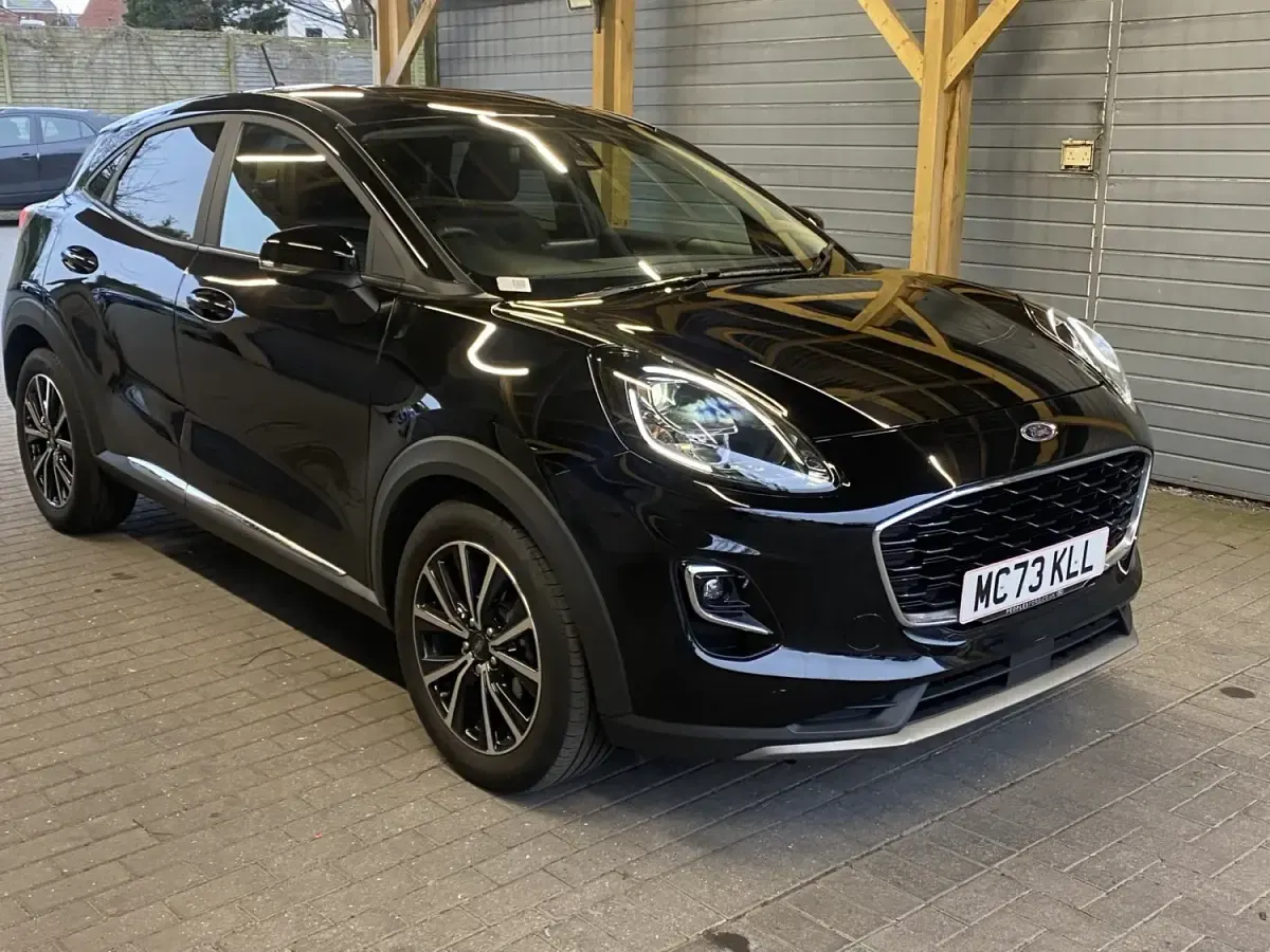 Used Ford Puma Titanium 123 HP (90 kW) 2023 Black SUV