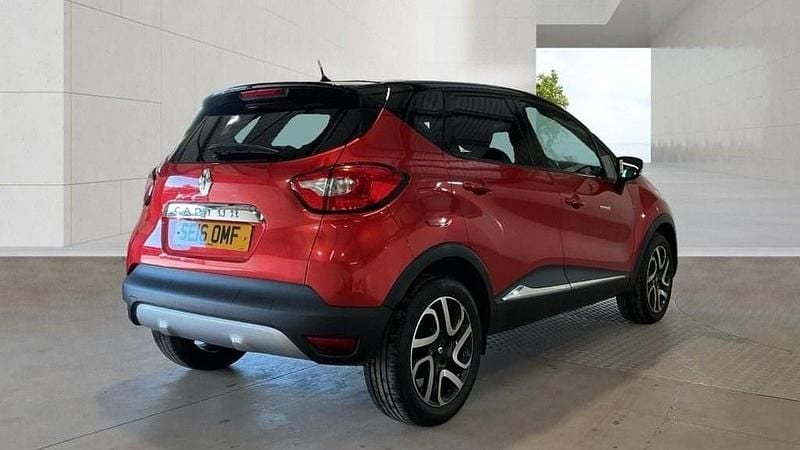 Second-hand Renault Captur Signature 90 CP (66 kW) 2016 Roșu SUV