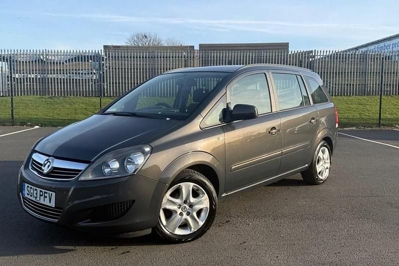 Used Vauxhall Zafira 140 HP (102 kW) 2013 Grey MPV