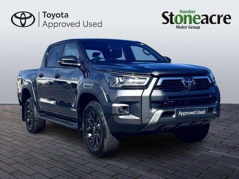 Used Toyota HiLux 201 HP (147 kW) 2025 Grey Pickup