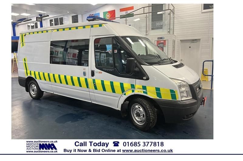 Used Ford Transit 125 HP (91 kW) 2011 White Van