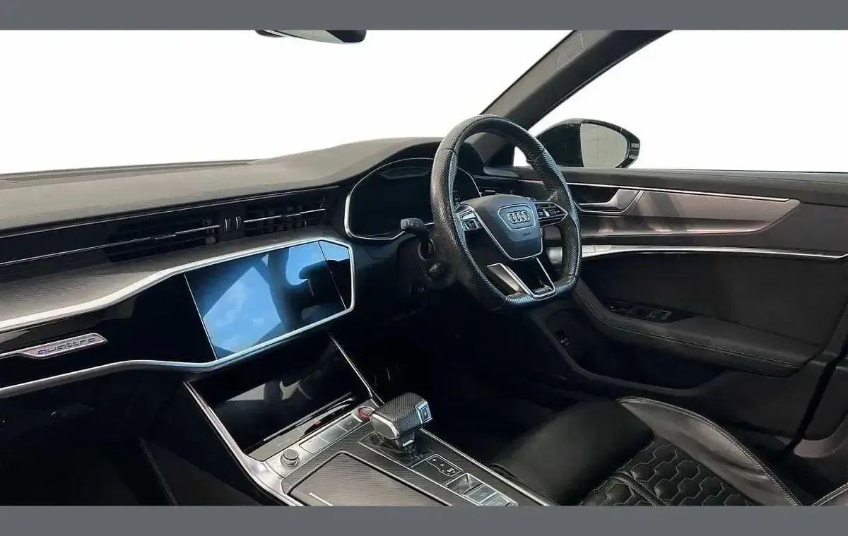 Używany Audi RS6 Design 591 KM (434 kW) 2020 Niebieski Kombi
