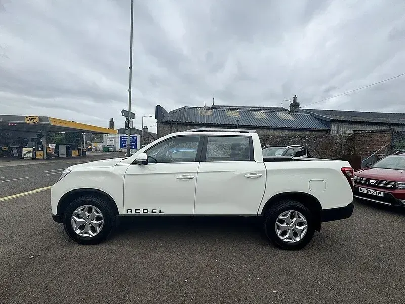 New KGM Musso 202 HP (148 kW) 2026 White Pickup