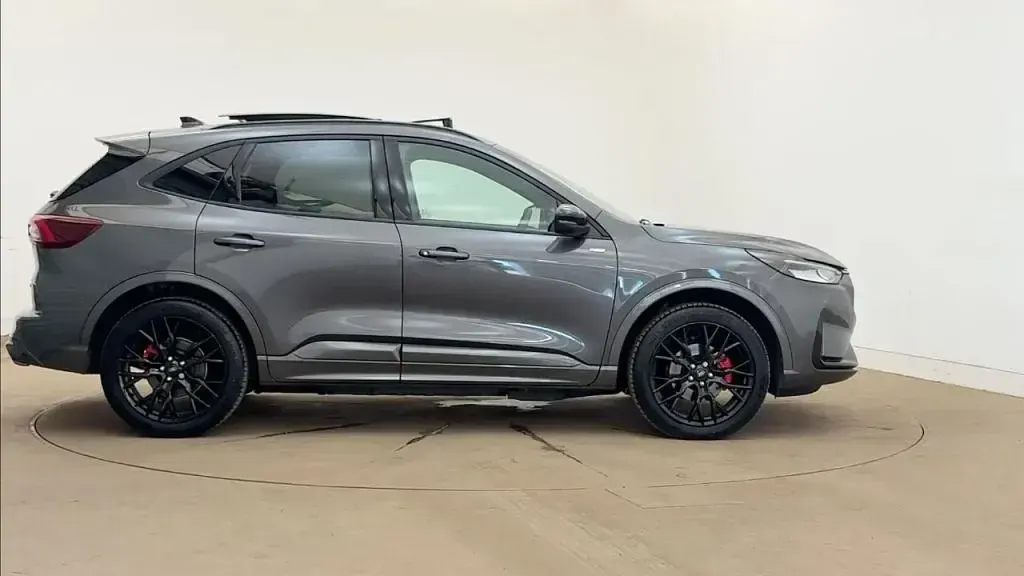 Used Ford Kuga ST-Line X 183 HP (134 kW) 2025 Grey SUV