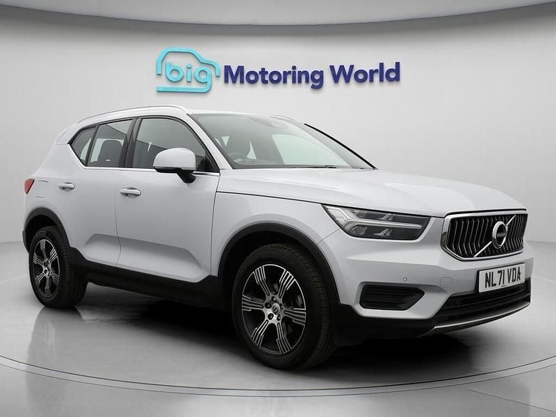 Silver Used 2021 Volvo XC40 Inscription SUV | £18,100 (Fair price) - Image 1/4