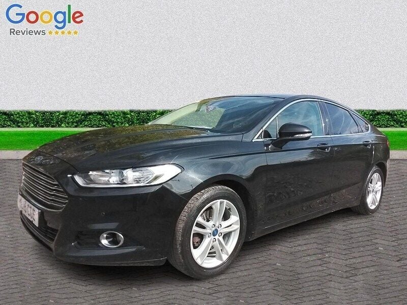 Black Used 2015 Ford Mondeo Titanium Hatchback | £6,195 (Good price) - Image 1/4