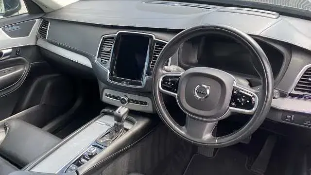 Begagnad Volvo XC90 Inscription 250 HK (183 kW) 2019 Grå SUV