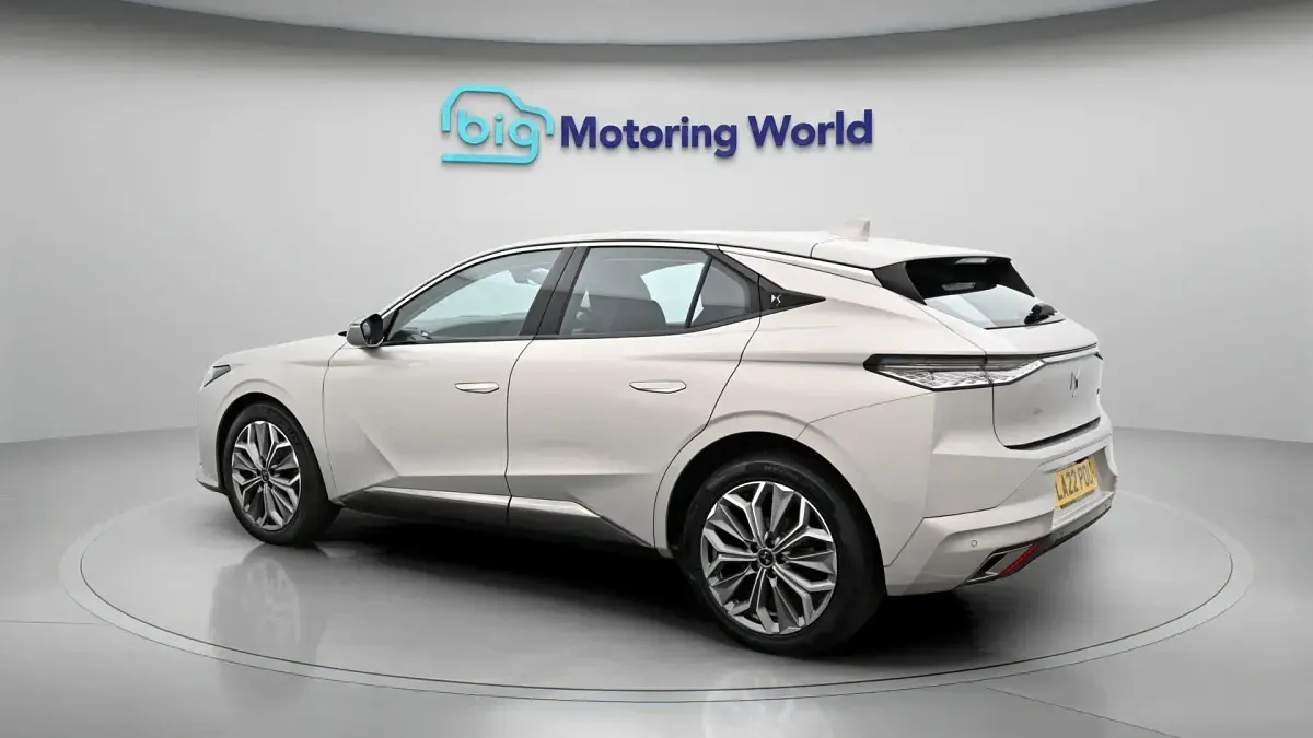 Usado DS Automobiles DS4 Trocadero 131 CV (96 kW) 2022 Blanco SUV
