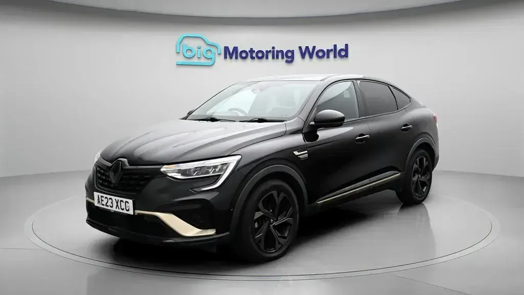 Used Renault Arkana Engineered 145 HP (106 kW) 2023 Black SUV