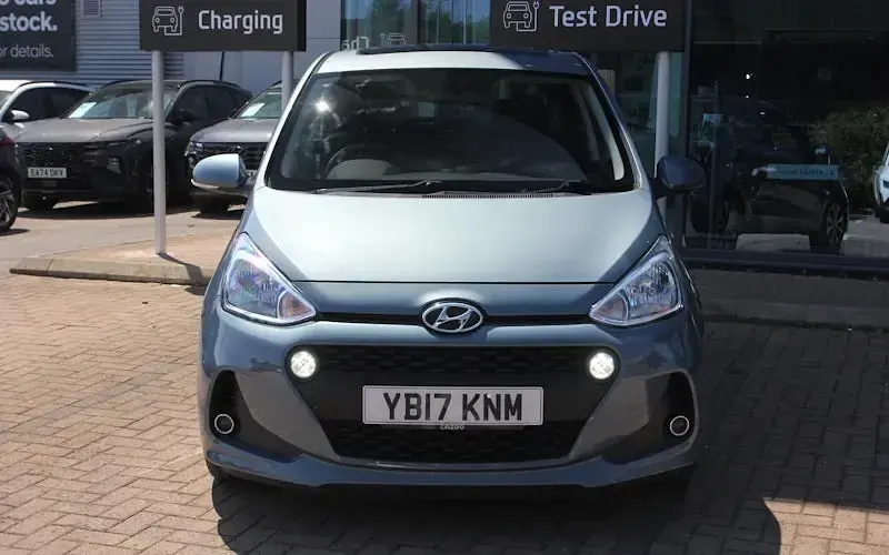 Used Hyundai i10 Premium SE 88 HP (64 kW) 2020 Hatchback