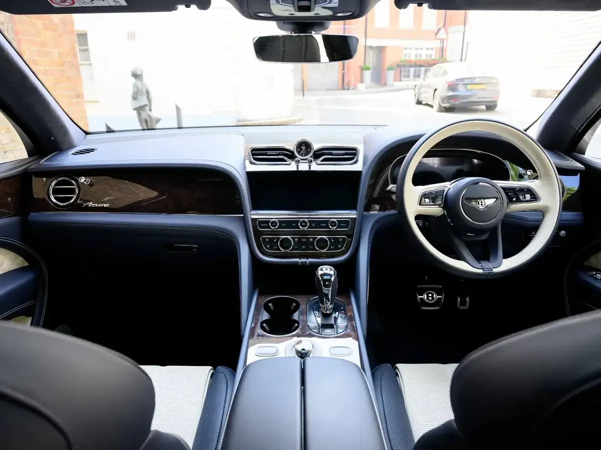 Used Bentley Bentayga 2023 Blue SUV