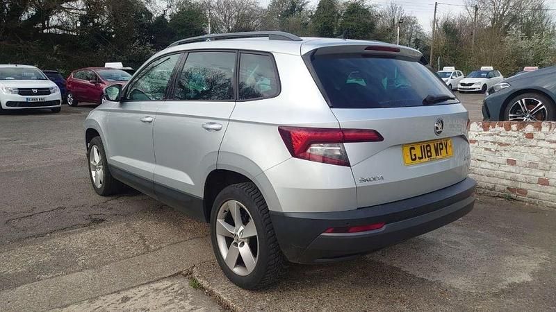Used Skoda Karoq SE 115 HP (84 kW) 2018 Silver SUV
