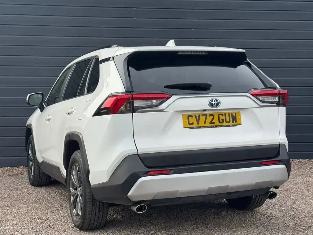 Used Toyota RAV4 Design 2022 White SUV