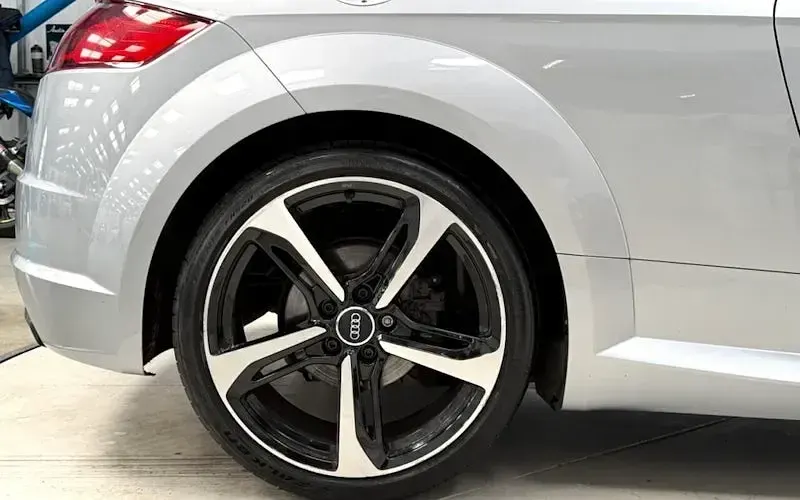 Used Audi TT Black Edition 180 HP (132 kW) 2017 Silver Coupe
