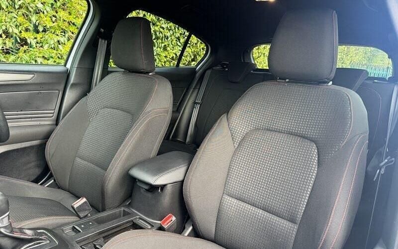 Second-hand Ford Focus ST-Line 155 CP (114 kW) 2023 Hatchback