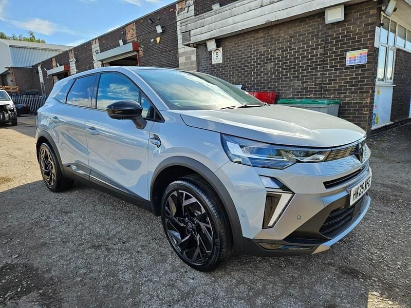 Grey Used 2025 Renault Symbioz Iconic Esprit Alpine SUV | £12,995 - Image 1/4
