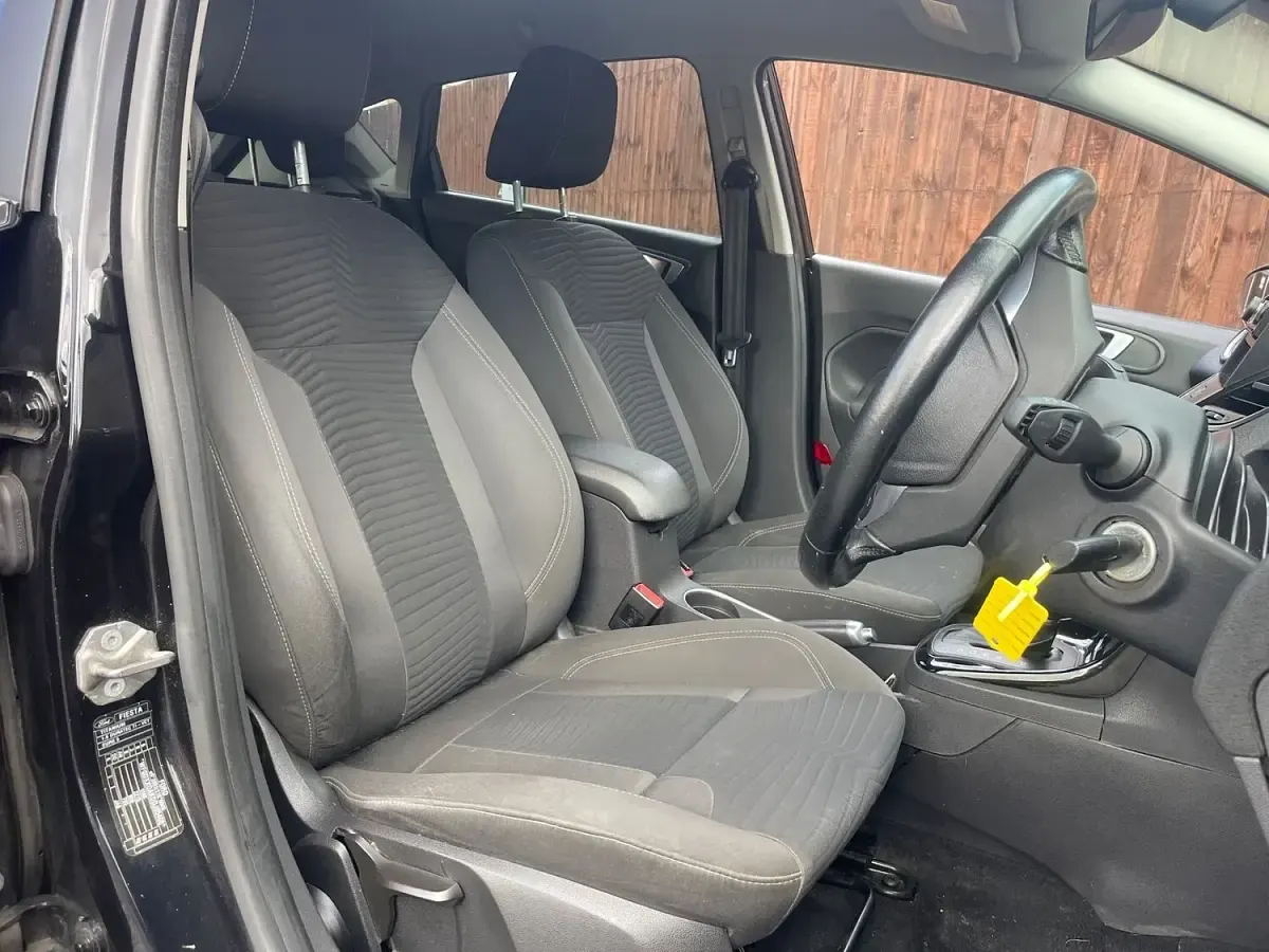 Gebraucht Ford Fiesta Titanium 2013 Schwarz Kleinwagen