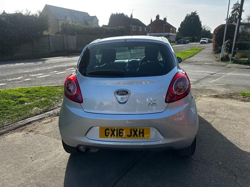 Used Ford Ka Zetec 69 HP (50 kW) 2016 Silver Hatchback