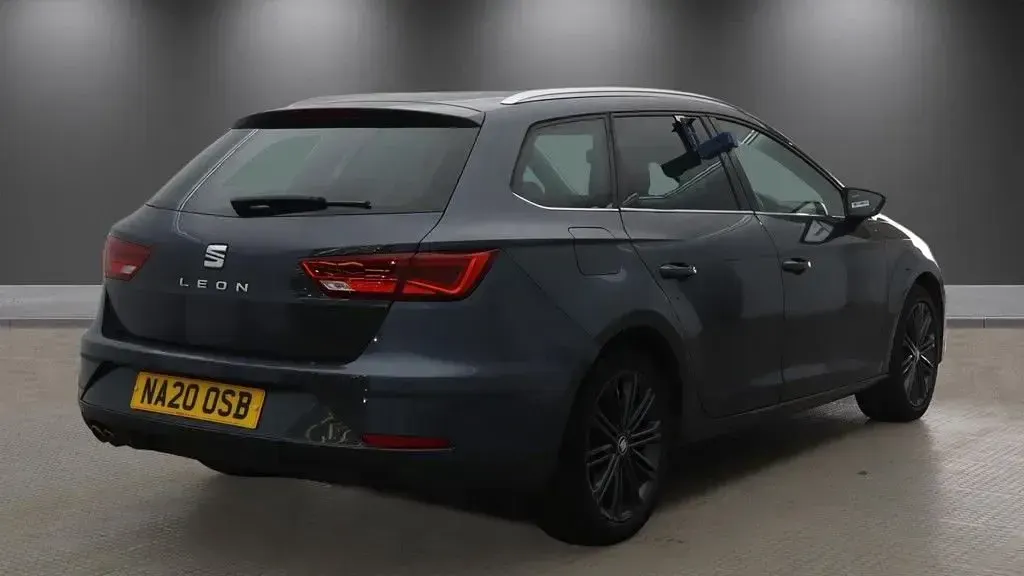 Used Seat Leon XCELLENCE Lux 150 HP (110 kW) 2020 Grey Estate