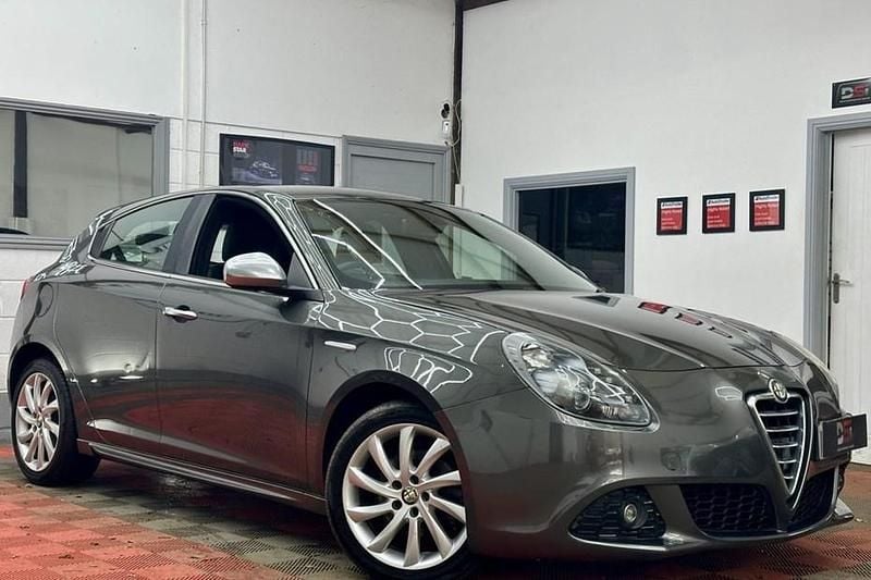 Used 2012 Alfa Romeo Giulietta Veloce | £5,530 (Fair price) - Image 1/1