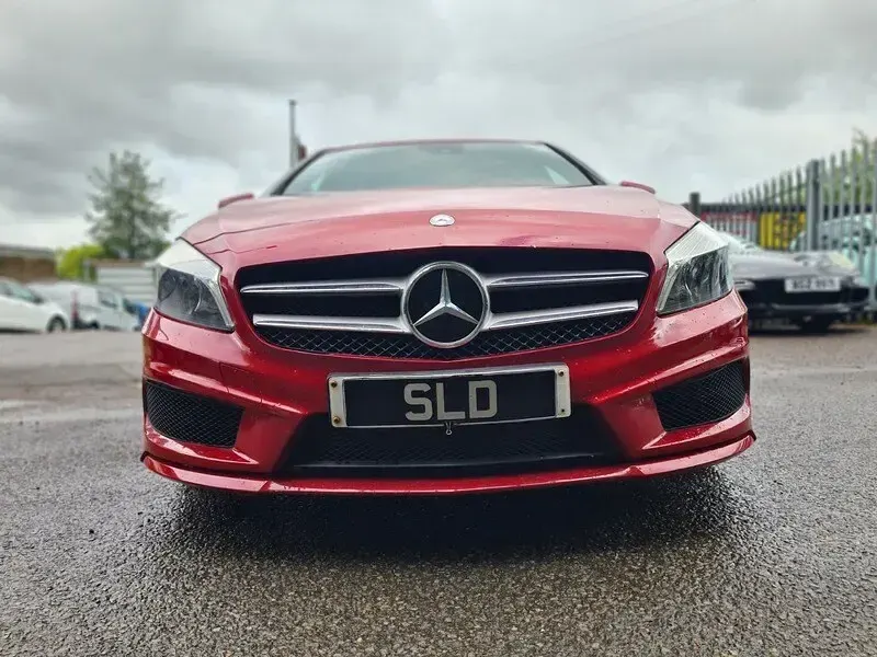 Used Mercedes A200 AMG 153 HP (112 kW) 2012 Red Hatchback