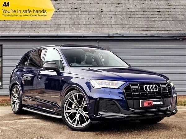Blue Used 2021 Audi Q7 Comfort SUV | £45,989 (Expensive) - Image 1/1
