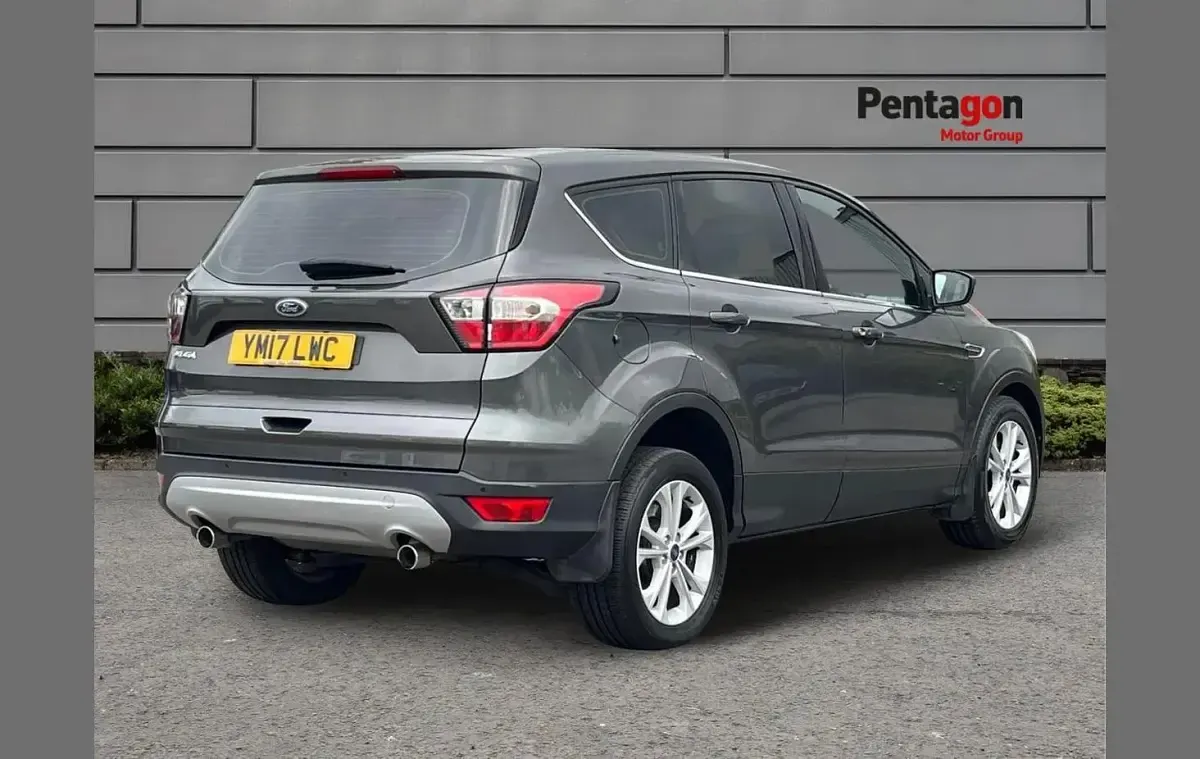 Used Ford Kuga Titanium 120 HP (88 kW) 2017 Grey SUV