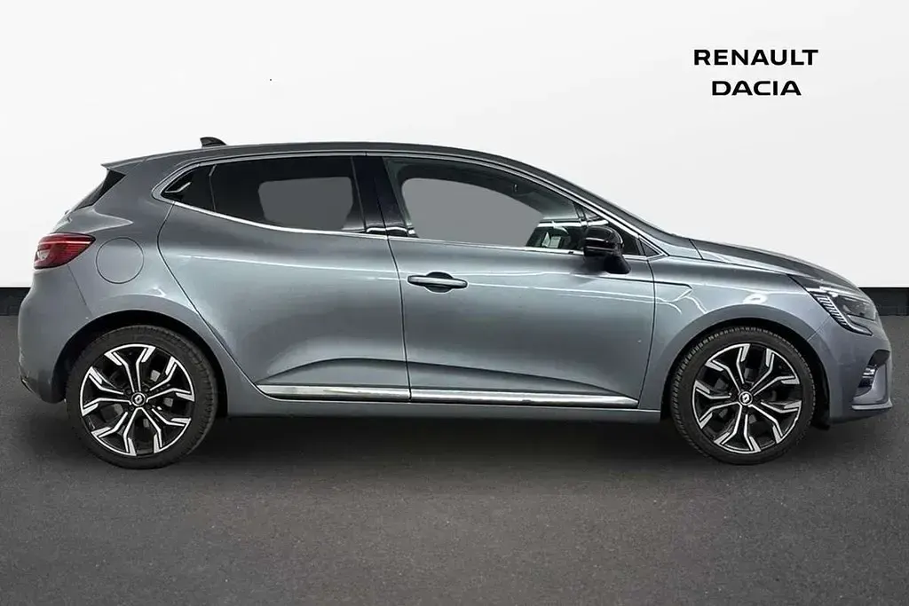 Usado Renault Clio V Techno 90 HP (66 kW) 2023 Cinzento Citadino