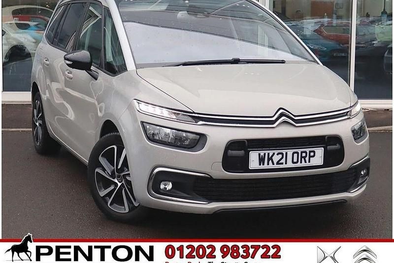 Used Citroën C4 SpaceTourer 130 HP (95 kW) 2021 Beige MPV