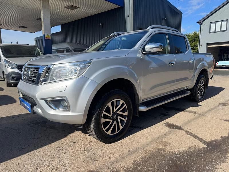 Used Nissan Navara Tekna 2017 Silver Pickup