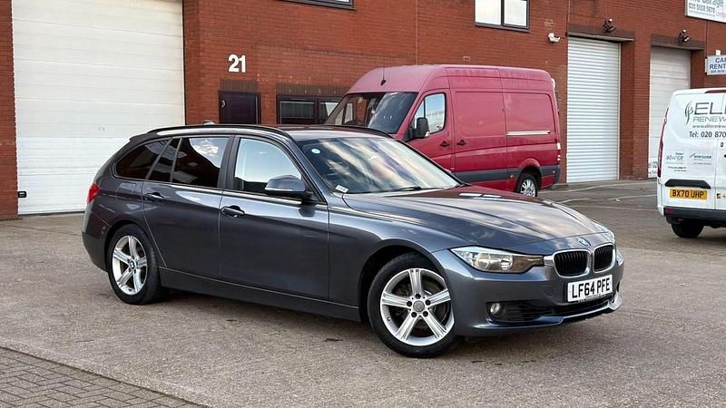 Begagnad BMW 320 2014 Grå Kombi