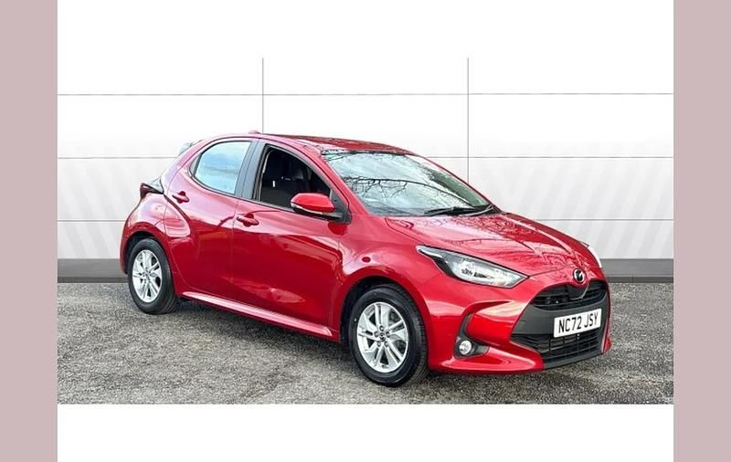 Used Mazda 2 113 HP (83 kW) 2023 Red Hatchback