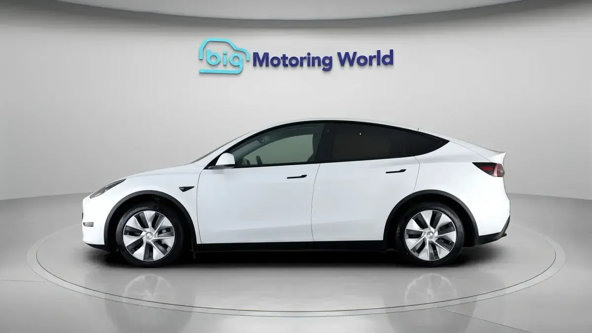 Used Tesla Model Y RWD 254 kW (346 HP) 2023 White SUV