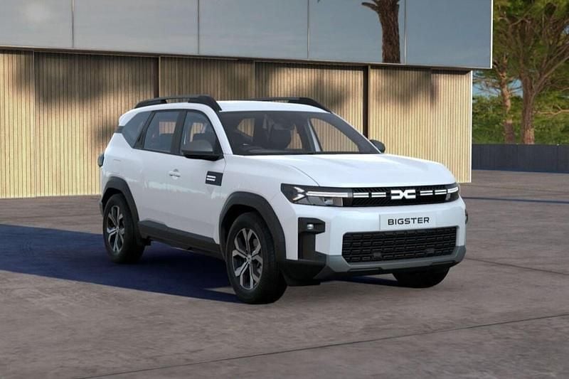 New 2025 Dacia Bigster Expression SUV | £26,995 (Fair price) - Image 1/2