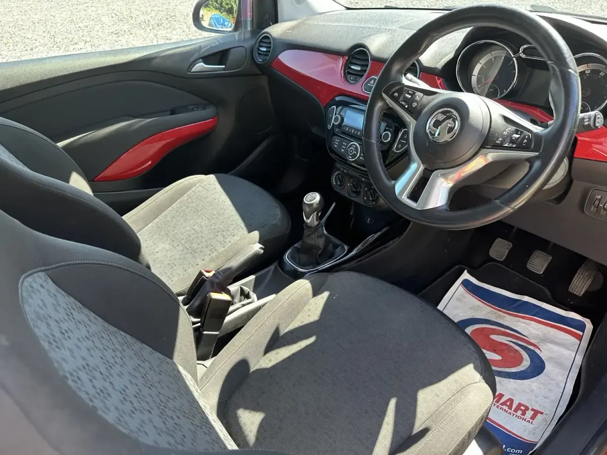 Używany Vauxhall Adam Jam 2016 Czerwony Hatchback